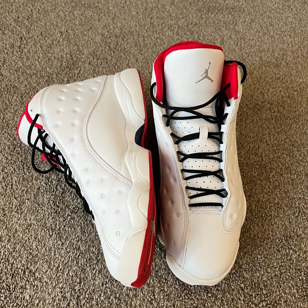 Nike White and Red Men's Sneakers